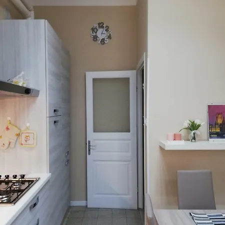 Maison D'amelia Apartment *